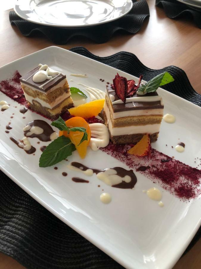 Hotel Cygnus Tulcea Ngoại thất bức ảnh